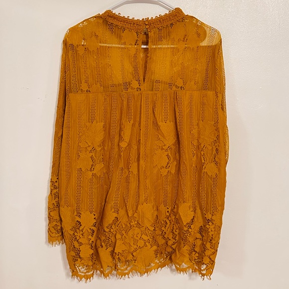 Blouse - Picture 2 of 2